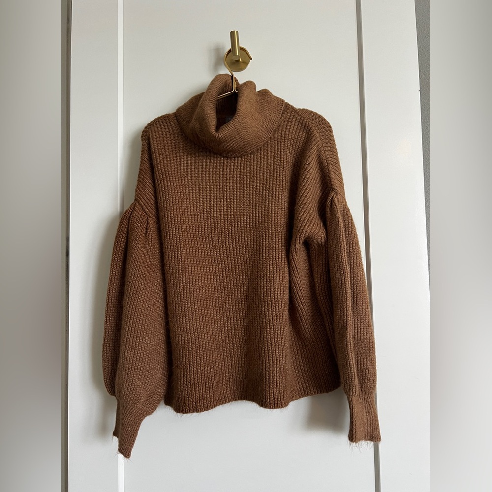 NWOT Camel Brown CUPCAKE CLOTHING Turtleneck Sweater M Balloon Sleeve Cozy Knit - Picture 3 of 10